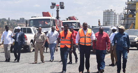 PARLIAMENTARY COMMITTEE ON WATER AND NATURAL RESOURCES DURING A TOUR OF ITARE DAM